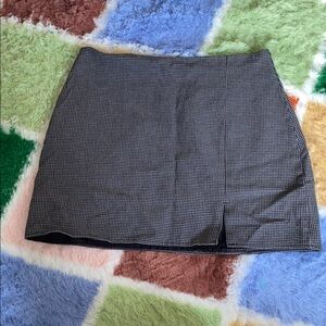 Old Navy Black and Gray Houndstooth Mini Skirt Petite Medium